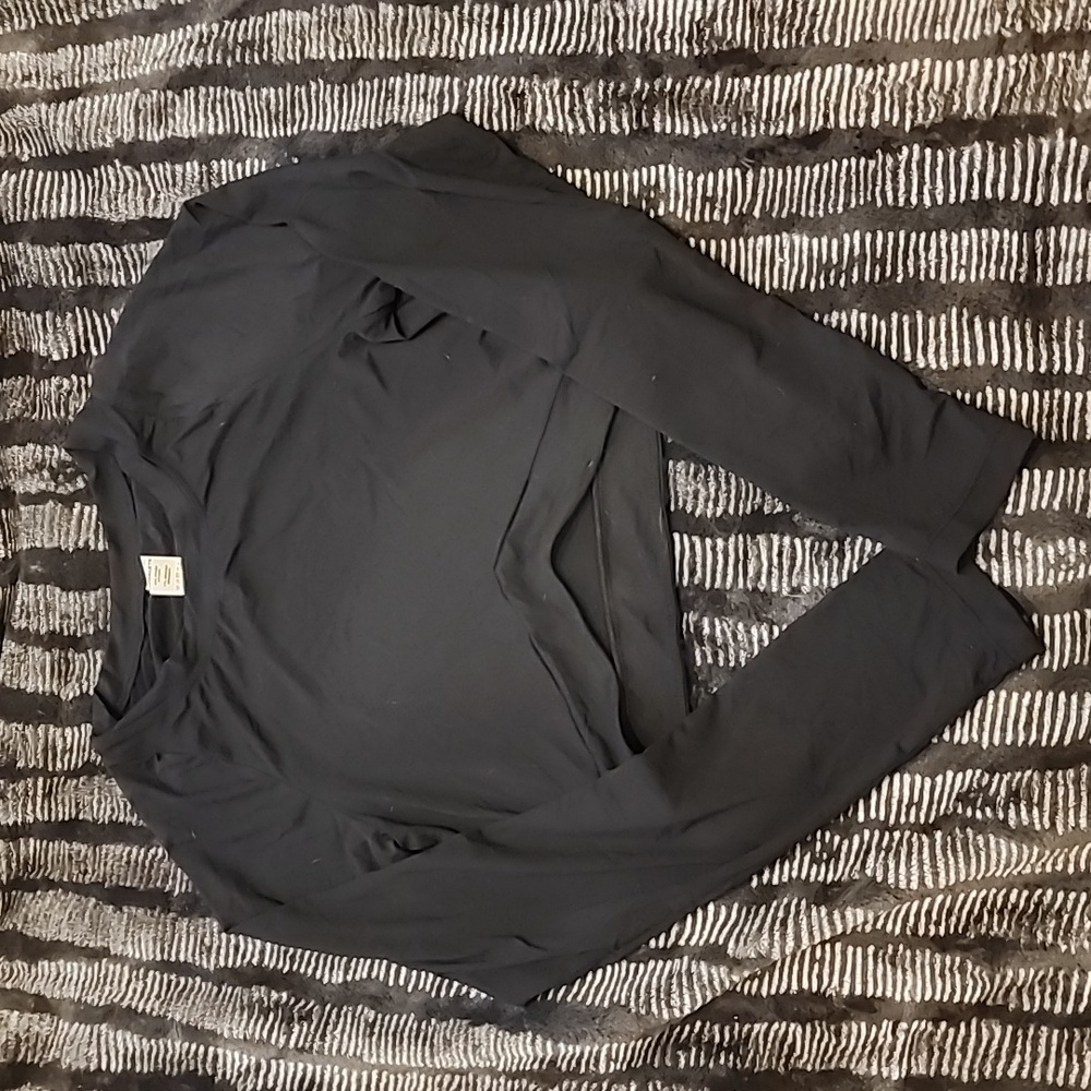 Alphalete Ultra Soft Crop Long Sleeve